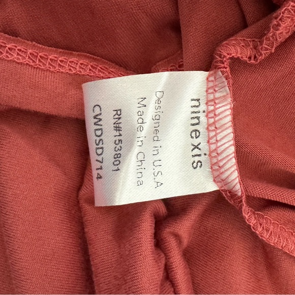 Women’s NWT Ninexis 1X Flowy Pink Long Sleeve‎ Dress - Picture 7 of 8